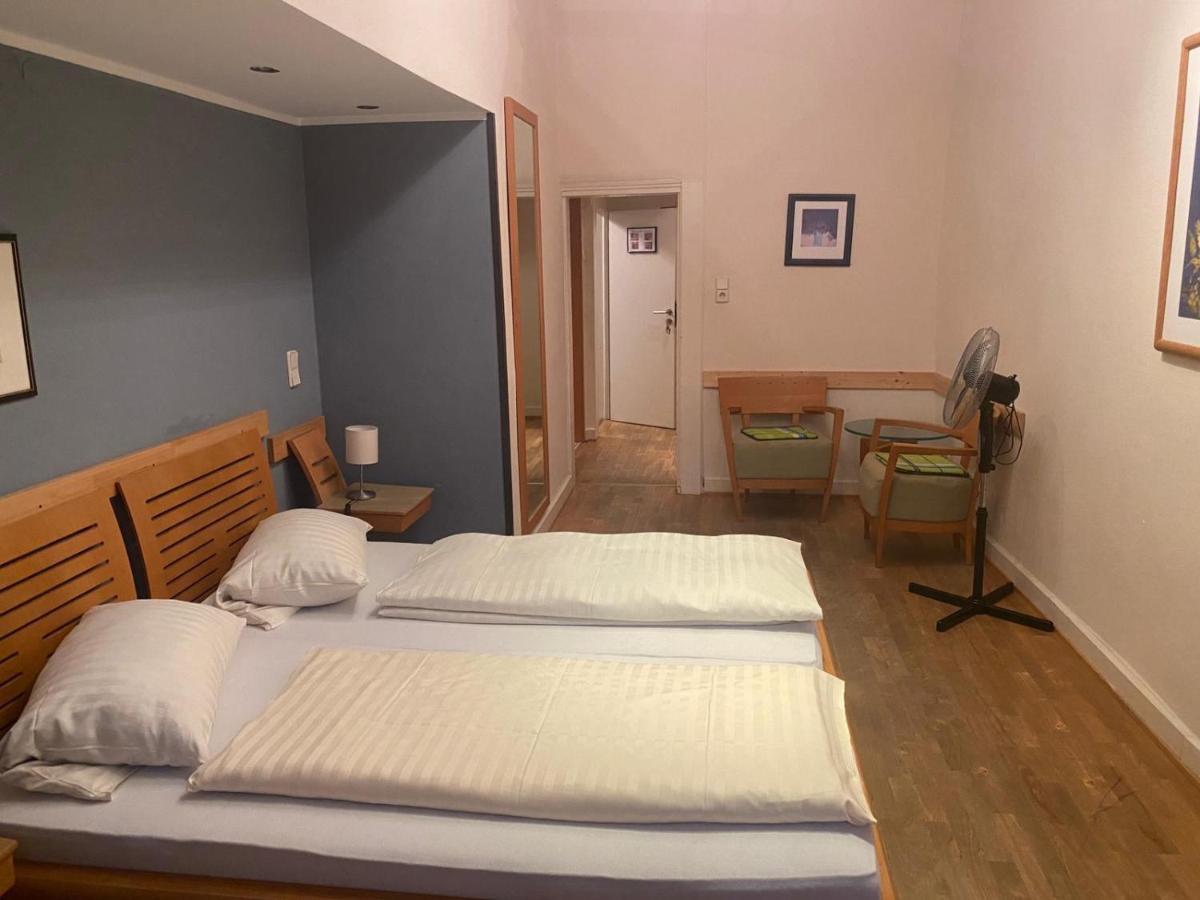 Hotel Restaurant Frankenturm Трир Экстерьер фото